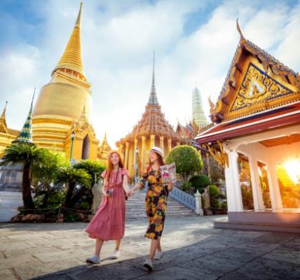 No Shoes, Big Smiles: The Unwritten Rules of Thai Travel
